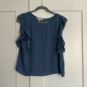 BBDakota flutter sleeve blouse - medium
